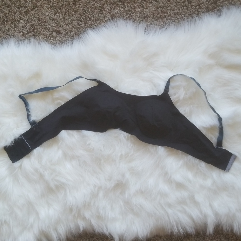 Knix Padded 8 in one evolution Bra size 1 small